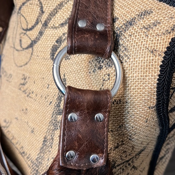 MAYA MOON OREGON DESIGN FUR & LEATHER CRESENT  HANDBAG - Picture 5 of 17